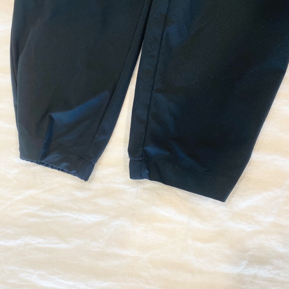 Banana Republic Men's Motion Tech Hybrid Pant Jogger - 32x30 - Picture 10 of 13